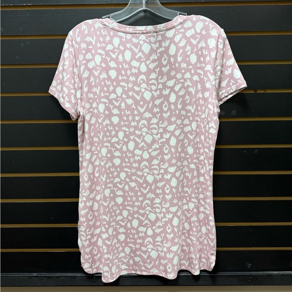 Ellen Tracy Pink Leopard Print Short Sleeve Top Small - Picture 3 of 3